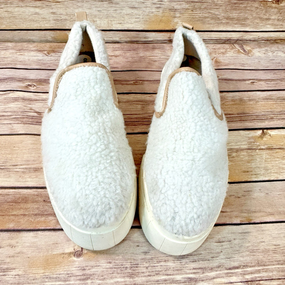 Cool Planet by Steve Madden Vegan Faux Fur Slip On Platform Sneakers 8.5 M - Picture 3 of 9